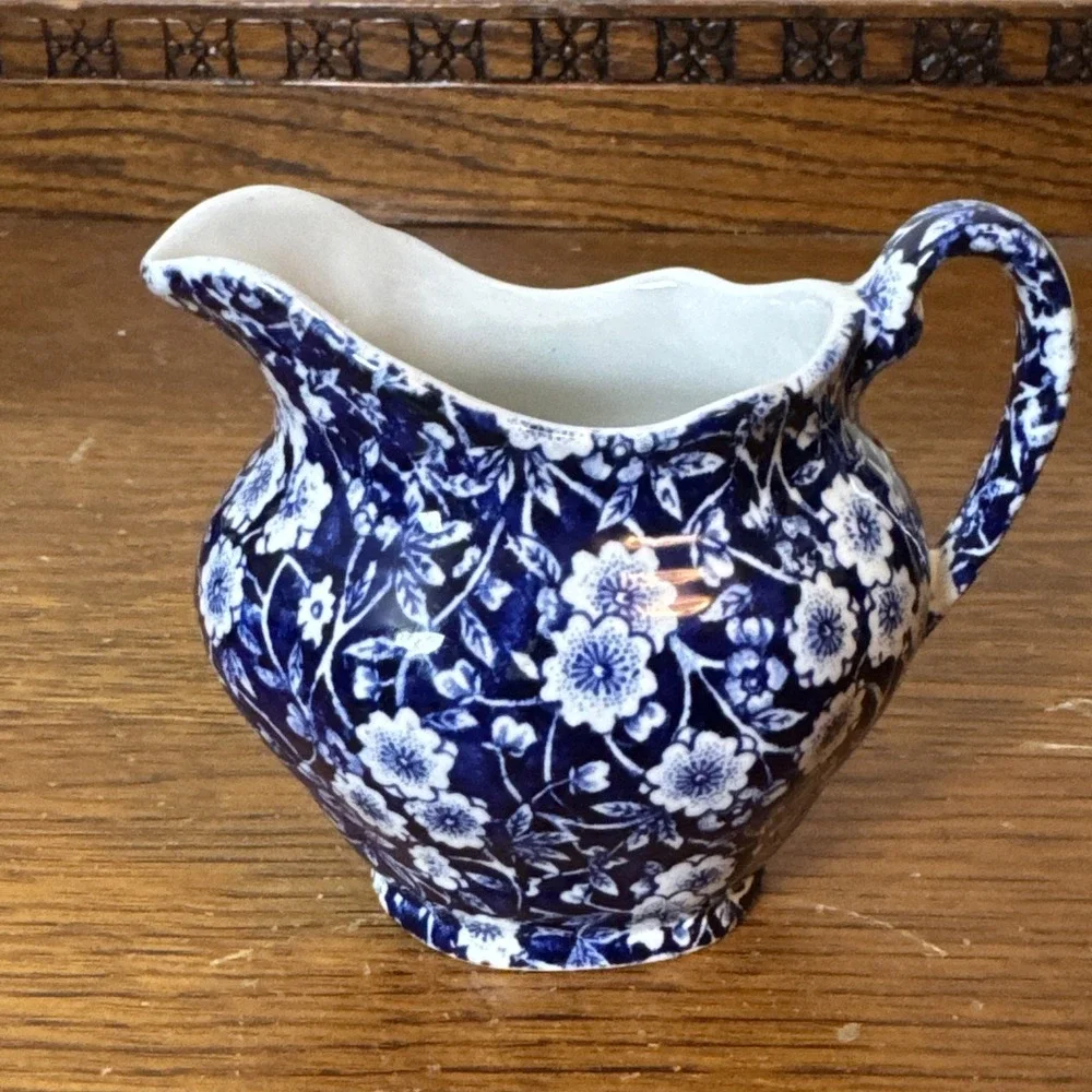 Vtg Royal Crownford Staffordshire Calico Blue Chintz Sugar Bowl & Creamer Set